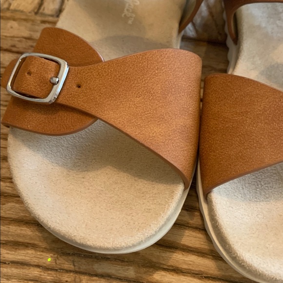 Cat & Jack Brown Cognac Shaelyn Sandal Toddler 8 NEW NWT - Picture 2 of 5